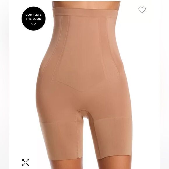 NWT SPANX OnCore Mid-Thigh High waist Shorts - Picture 1 of 6